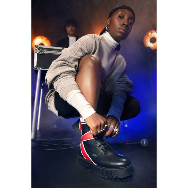 γυναίκες κλωτσιά υπέροχο μαύρο κόκκινοKickers J486219