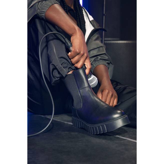 γυναίκες λάκτισμα αγαπημένο μαύροKickers J486235