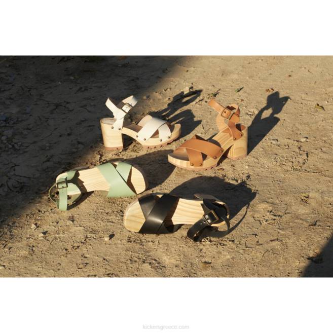 γυναίκες κλωτσιά σοφός μαύροςKickers J4861