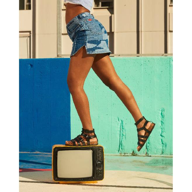 γυναίκες κλωτσιά alexa blackKickers J48645