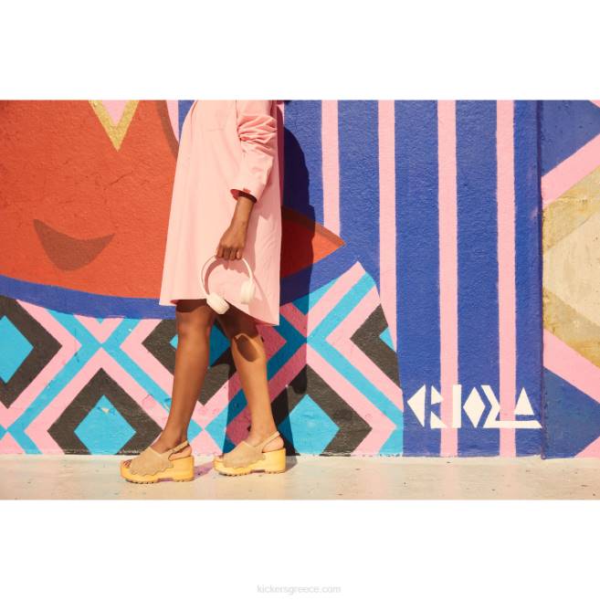 γυναίκες kick wedge ξύλο ανοιχτό μπεζKickers J48613